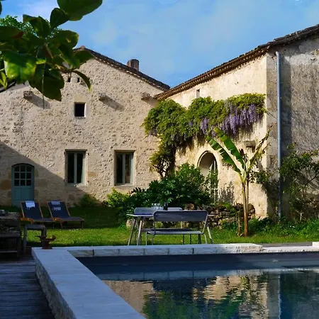Le Clos Des Abeilles Guest house