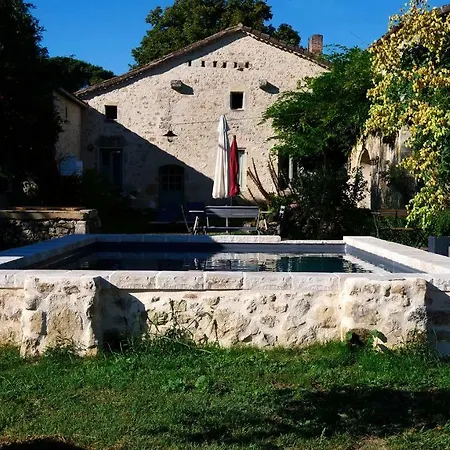 Le Clos Des Abeilles 3* Ruch