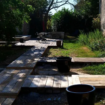 Le Clos Des Abeilles Guest house Ruch