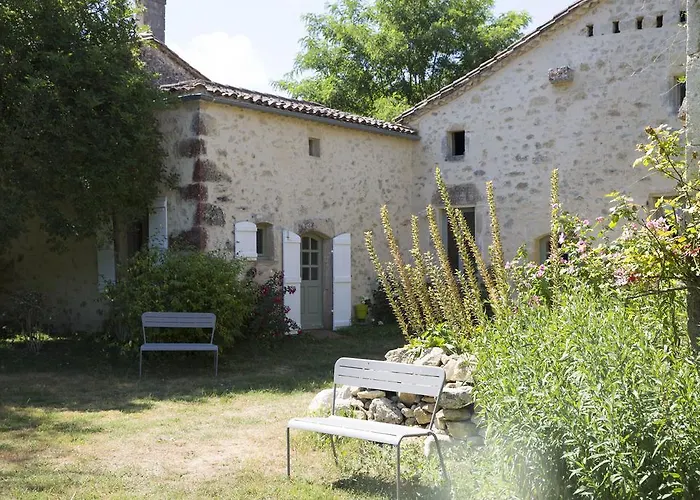 Gasthuis Le Clos Des Abeilles 4*